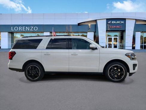 Used 2023 Ford Expedition Max Limited RWD image 4