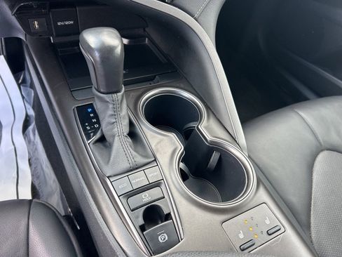 Used 2024 Toyota Camry XSE image 10
