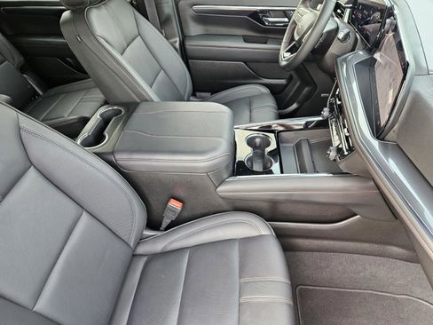 Used 2026 Chevrolet Tahoe RST w/ Comfort Package RWD image 12