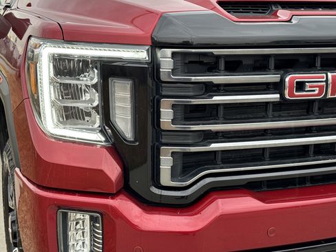 Used 2021 GMC Sierra 2500 AT4 w/ AT4 Premium Plus Package image 10