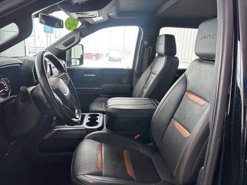 Used 2023 GMC Sierra 2500 AT4 w/ Gooseneck/5TH Wheel Package image 8