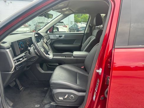 Used 2025 Hyundai Santa Fe SEL AWD/4WD image 23