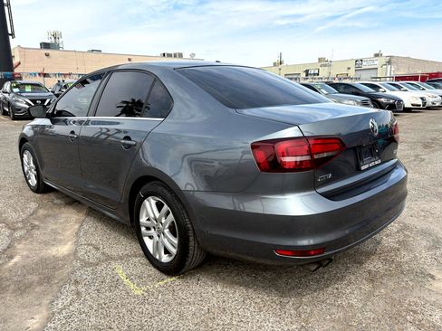 Used 2017 Volkswagen Jetta S w/ Jetta S Cold Weather Package image 4