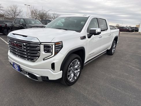 Used 2024 GMC Sierra 1500 Denali image 7