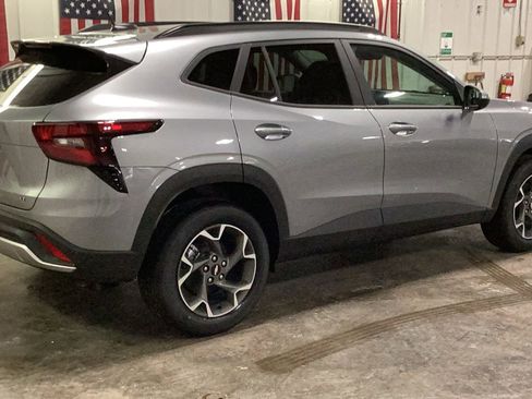 New 2026 Chevrolet Trax LT w/ Driver Confidence Package image 19