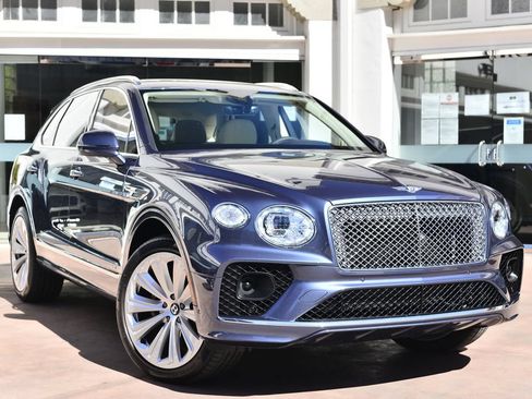 Used 2021 Bentley Bentayga AWD/4WD image 1