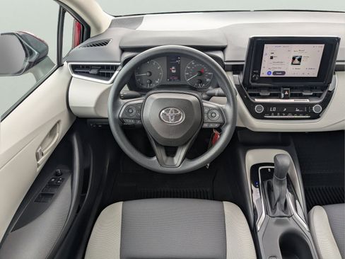 Used 2024 Toyota Corolla LE FWD image 13