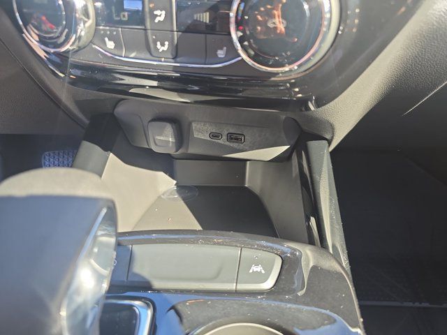 Used 2026 Chevrolet Trax LT w/ Driver Confidence Package FWD image 34