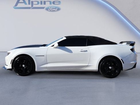 Used 2020 Chevrolet Camaro LT image 2