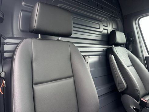 New 2025 Mercedes-Benz Sprinter 2500 image 16