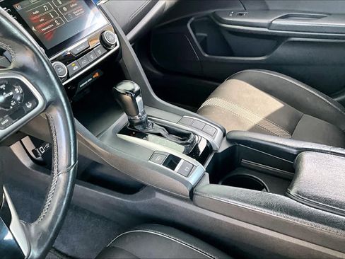 Used 2019 Honda Civic Sport image 17