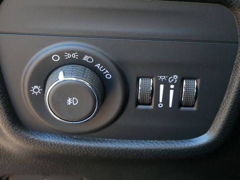 New 2025 Jeep Grand Cherokee L Limited w/ Trailer Tow Package image 14