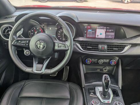 Used 2023 Alfa Romeo Stelvio Sprint AWD/4WD image 28