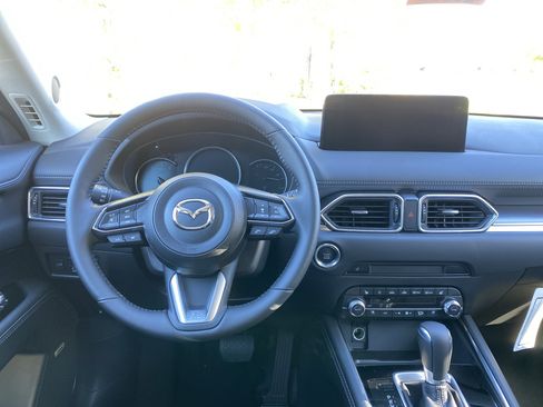 New 2025 MAZDA CX-5 AWD 2.5 S w/ Premium Plus Pkg image 13