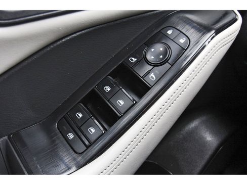 Used 2023 Nissan Rogue SV w/ SV Premium B Package image 23