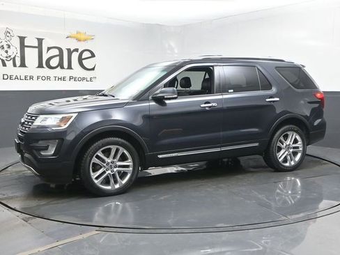 Used 2017 Ford Explorer Limited AWD/4WD image 31