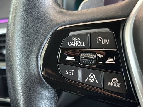 Used 2023 BMW 530e RWD image 30