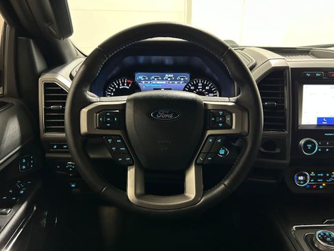 Used 2021 Ford Expedition XLT AWD/4WD image 12