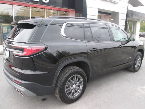 Certified 2025 GMC Acadia Elevation image 5