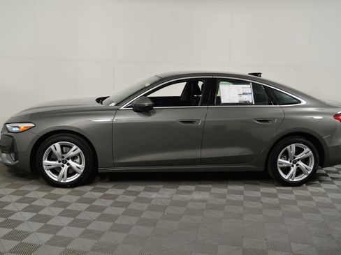 Used 2025 Audi A5 2.0T Premium w/ Convenience Package AWD/4WD image 2