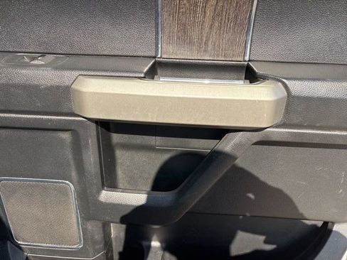 Used 2021 Ford F250 Lariat w/ Lariat Value Package image 39