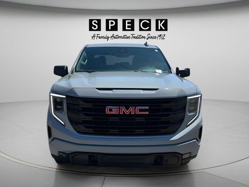 Used 2024 GMC Sierra 1500 Elevation w/ Preferred Package AWD/4WD image 8