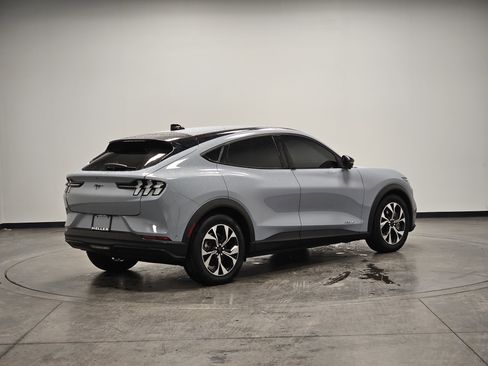 Used 2024 Ford Mustang Mach-E Select image 8