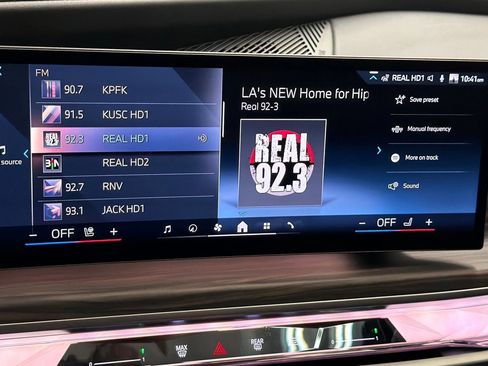 Used 2024 BMW 740i 740i w/ Premium Package image 22