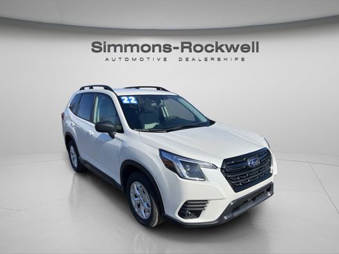 Used 2022 Subaru Forester image 3