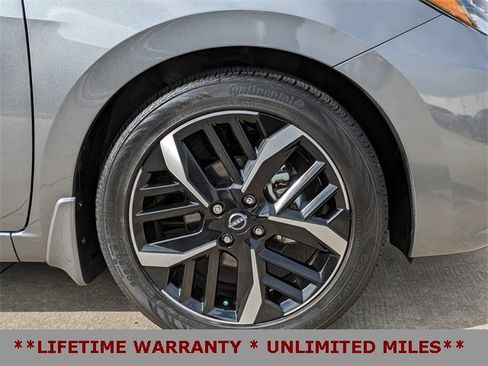 Used 2024 Nissan Versa SR w/ Trunk Package image 12