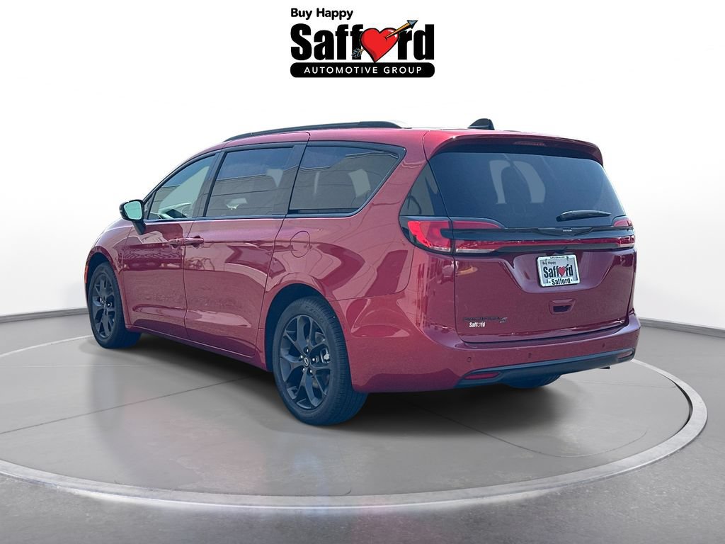 New 2026 Chrysler Pacifica Select w/ S Appearance Package FWD image 6