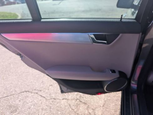 Used 2008 Mercedes-Benz C 300 4MATIC Sedan image 16