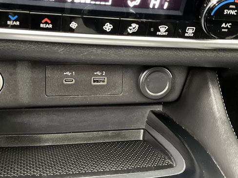 Used 2021 Nissan Rogue SL image 22