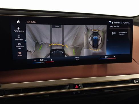 Used 2023 BMW iX xDrive50 w/ Premium Package image 38