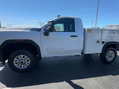 New 2025 GMC Sierra 2500 Pro w/ Convenience Package image 4