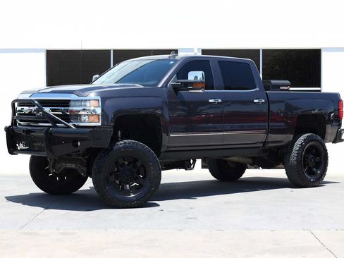 Used 2015 Chevrolet Silverado 2500 LTZ w/ Duramax Plus Package AWD/4WD image 1
