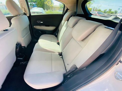 Used 2022 Honda HR-V LX image 21