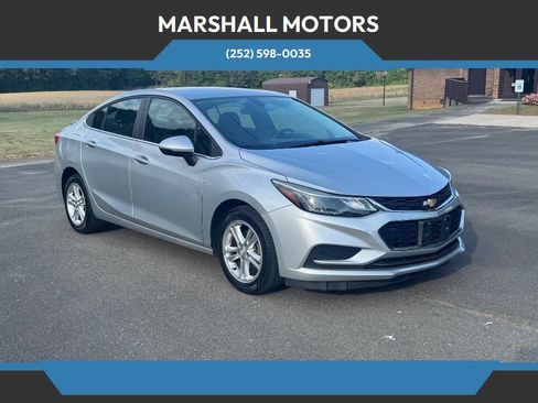 Used 2016 Chevrolet Cruze LT w/ Convenience Package FWD image 1