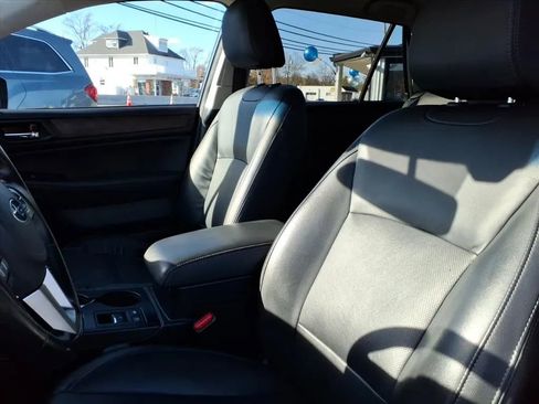 Used 2016 Subaru Outback 3.6R Limited image 26