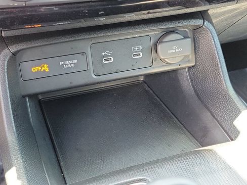 Used 2025 Honda Civic Sport image 22