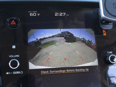 Used 2025 Subaru Legacy Premium AWD/4WD image 12