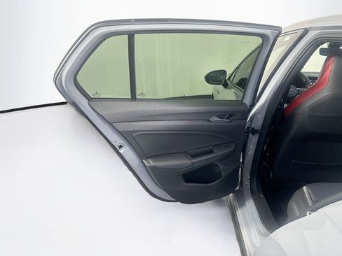 Used 2022 Volkswagen GTI SE FWD image 27