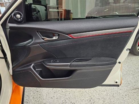 Used 2018 Honda Civic Type R image 28