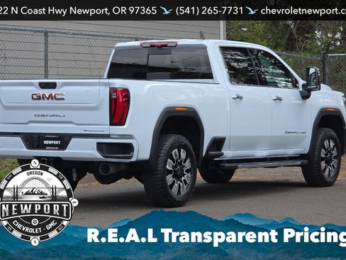 New 2026 GMC Sierra 2500 Denali w/ Technology Package AWD/4WD image 4