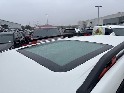 Used 2023 Subaru Forester Sport image 15