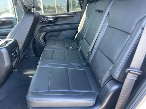 Used 2025 Chevrolet Tahoe LT AWD/4WD image 12