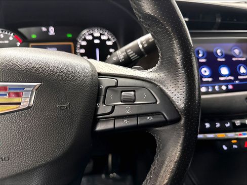 Used 2019 Cadillac XT4 Sport w/ Cold Weather Package FWD image 20
