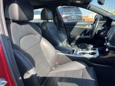 Certified 2021 Kia Stinger GT2 image 25