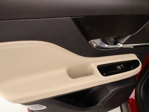 New 2026 Lincoln Corsair Premiere FWD image 18