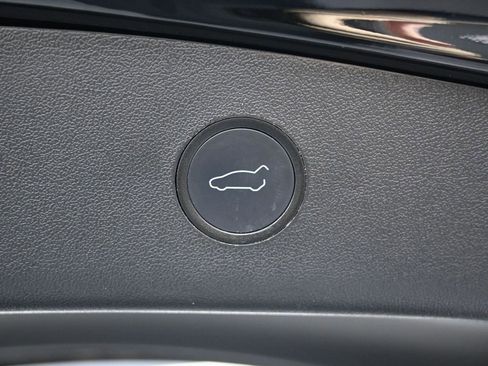 Used 2021 Tesla Model 3 Standard Range Plus image 15